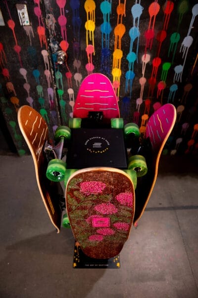 Skate Stand